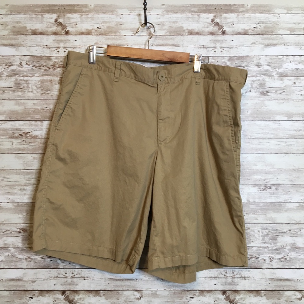 Columbia 3 Pocket Light-Weight Cotton Shorts